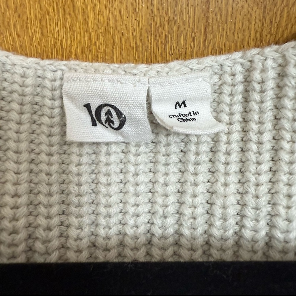 Tentree Highline V-Neck Sweater Light Gray Size Medium Organic Cotton - Picture 6 of 11